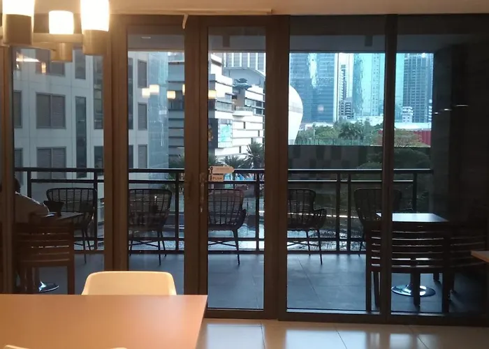 Knightsbridge Residences With Free Pool, Sauna, Fast Wifi, Gym And Kitchen 5* Manille