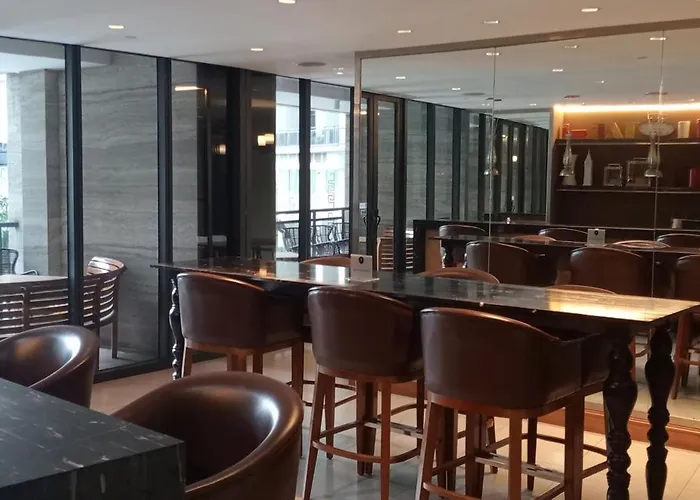 Knightsbridge Residences With Free Pool, Sauna, Fast Wifi, Gym And Kitchen 5*